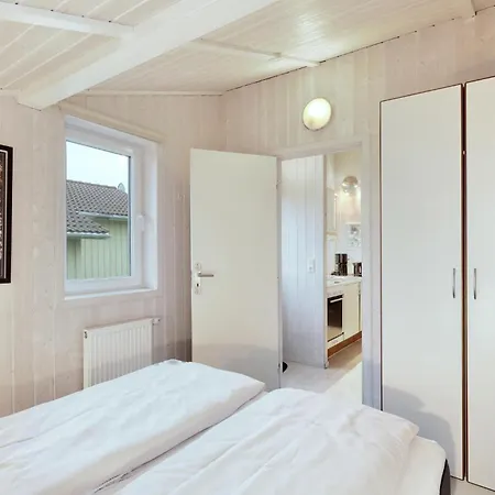 Prázdninový dům Strandpark 11 *